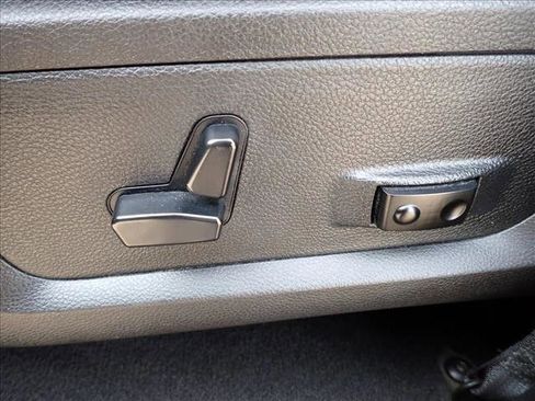 Used 2015 RAM 1500 Sport w/ Convenience Group image 10