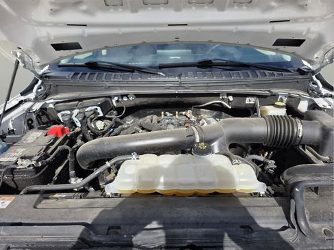 Used 2023 Ford Expedition XLT AWD/4WD image 40