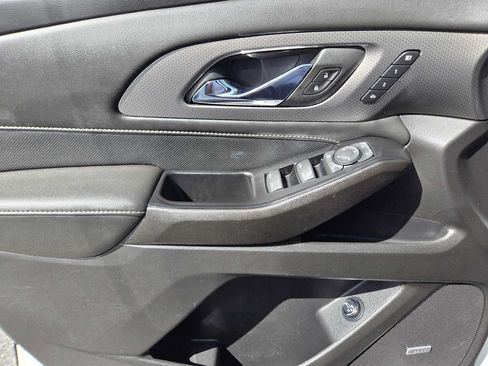 Certified 2023 Chevrolet Traverse Premier w/ Redline Edition FWD image 21