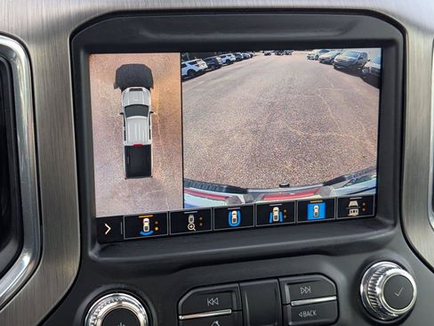Used 2025 Chevrolet Silverado 1500 High Country AWD/4WD image 19