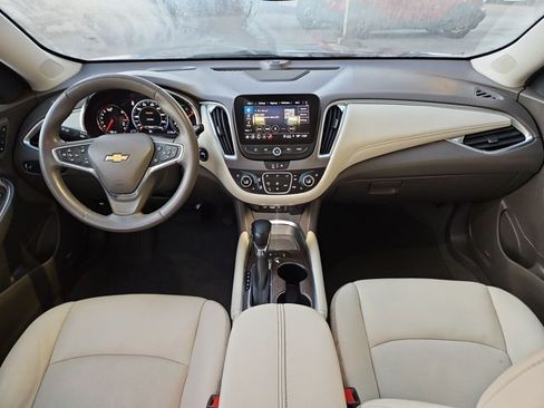 Used 2024 Chevrolet Malibu LT FWD image 18
