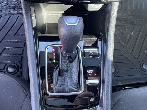 Used 2025 Jeep Compass Sport image 21