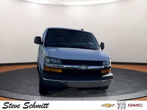 Used 2020 Chevrolet Express 3500 LT w/ LT Preferred Equipment Group image 3