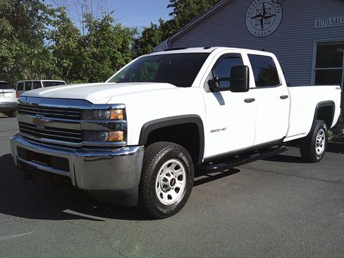 Used 2015 Chevrolet Silverado 3500 W/T w/ WT Convenience Package AWD/4WD image 2