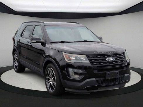 Used 2016 Ford Explorer Sport image 2