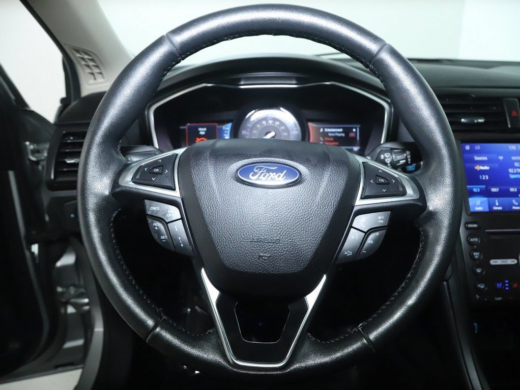 Used 2020 Ford Fusion Titanium FWD image 25
