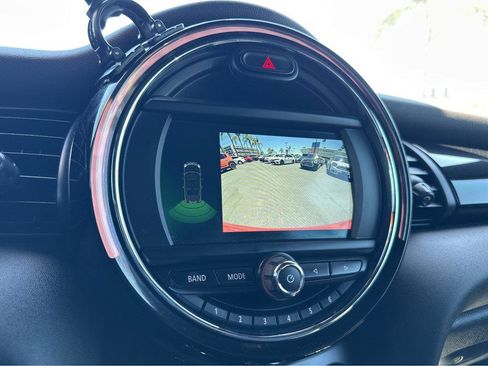 Used 2019 MINI Cooper Convertible image 6