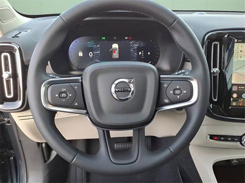 New 2026 Volvo XC40 B5 Plus w/ Protection Package Premier image 16