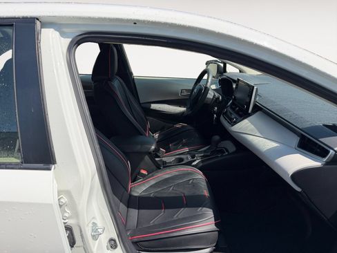 Used 2020 Toyota Corolla LE w/ Carpet Mat Package (TMS) FWD image 15