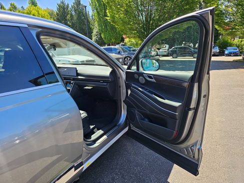 New 2026 Genesis GV80 2.5T Prestige AWD/4WD image 32