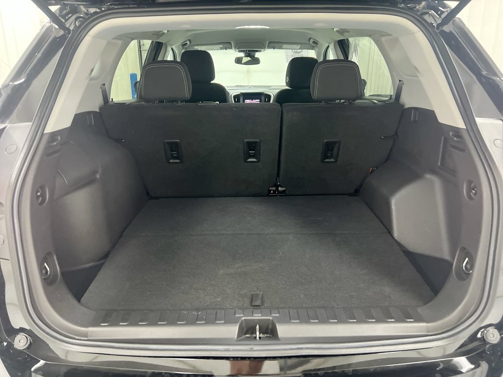 Used 2022 GMC Terrain SLE w/ Driver Convenience Package AWD/4WD image 24