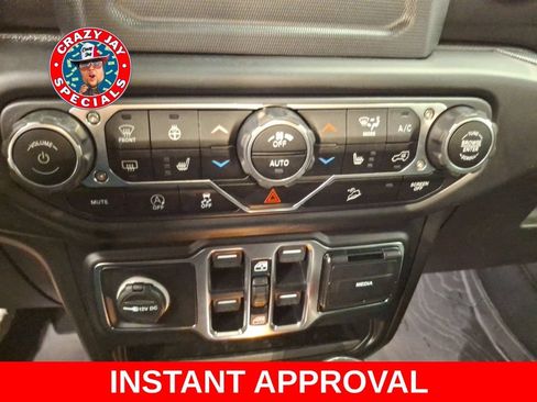 Used 2019 Jeep Wrangler Unlimited Sport AWD/4WD image 25