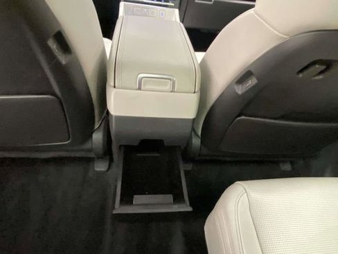 Used 2024 Hyundai Santa Fe Calligraphy image 11