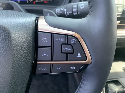 Used 2026 Toyota Grand Highlander AWD Hybrid image 20