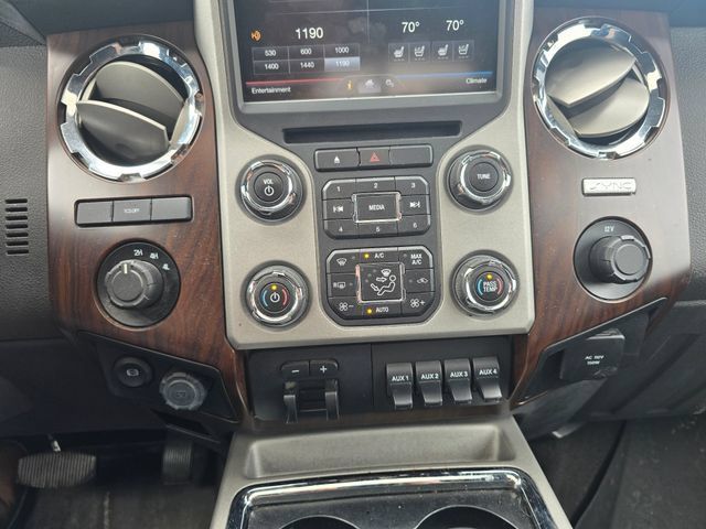 Used 2016 Ford F450 Lariat w/ Lariat Ultimate Package AWD/4WD image 19