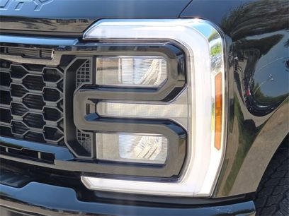 New 2025 Ford F350 Lariat w/ Lariat Ultimate Package