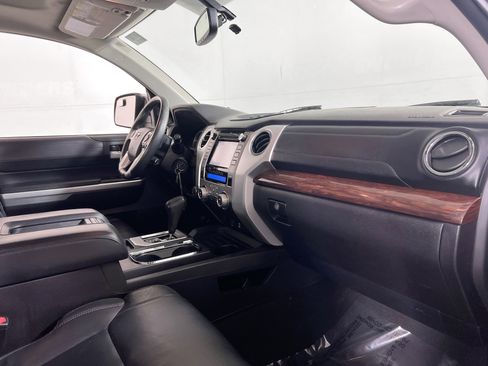 Used 2016 Toyota Tundra Limited image 30