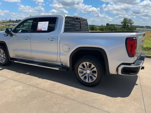 Used 2022 GMC Sierra 1500 Denali w/ Technology Package RWD image 7