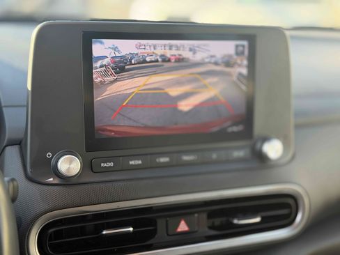 Used 2023 Hyundai Kona SE FWD image 24