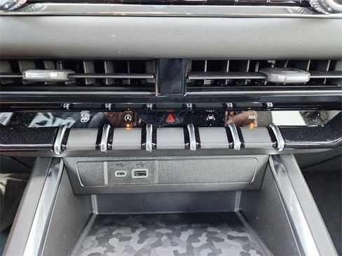 New 2026 GMC Canyon Elevation w/ Convenience Package image 22