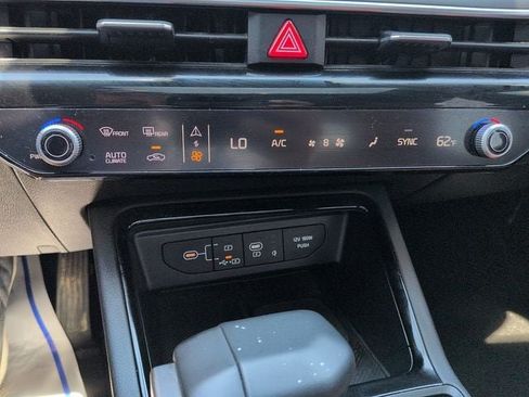 Used 2025 Kia K5 GT-Line w/ GT-Line Premium Package FWD image 24