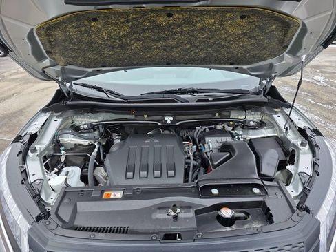 Used 2023 Mitsubishi Eclipse Cross LE image 13