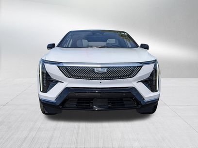 New 2027 Cadillac Optiq Luxury w/ LPO, Floor Liner Package