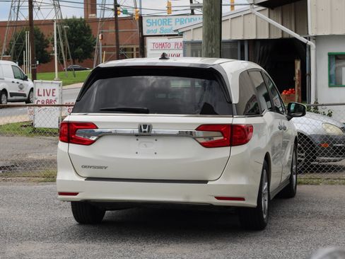 Used 2018 Honda Odyssey EX-L image 8