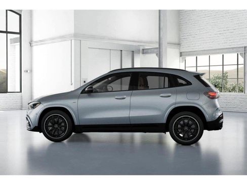 New 2026 Mercedes-Benz GLA 35 AMG 4MATIC image 44
