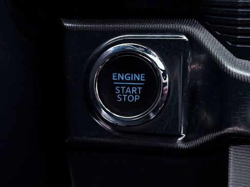 Used 2025 Ford F150 Platinum w/ FX4 Off-Road Package image 24