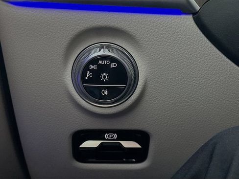 Used 2026 Mercedes-Benz C 300 Sedan image 10