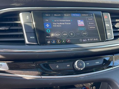 Used 2021 Buick Enclave Avenir w/ Avenir Technology Package FWD image 17