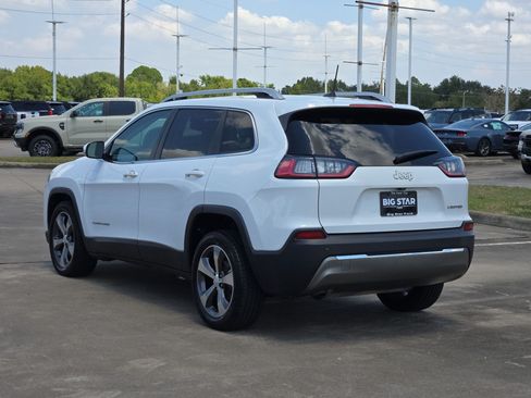 Used 2020 Jeep Cherokee Limited FWD image 7