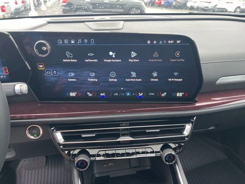 New 2026 Chevrolet Traverse Z71 w/ Enhanced Driving Package image 32