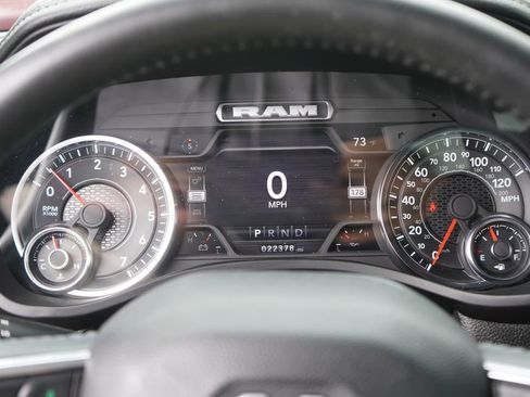 Used 2024 RAM 1500 Laramie AWD/4WD image 17