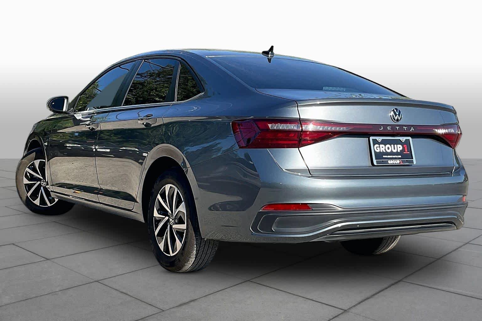 Used 2026 Volkswagen Jetta S FWD image 12