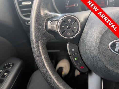 Used 2018 Kia Soul + image 18