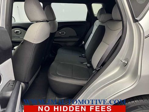 Used 2015 Kia Soul FWD image 14