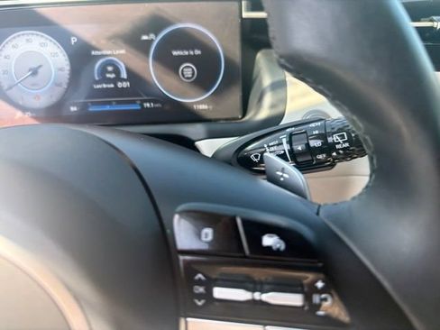 Certified 2024 Hyundai Tucson Limited AWD/4WD image 8