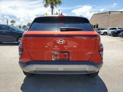 New 2024 Hyundai Kona Limited FWD image 4