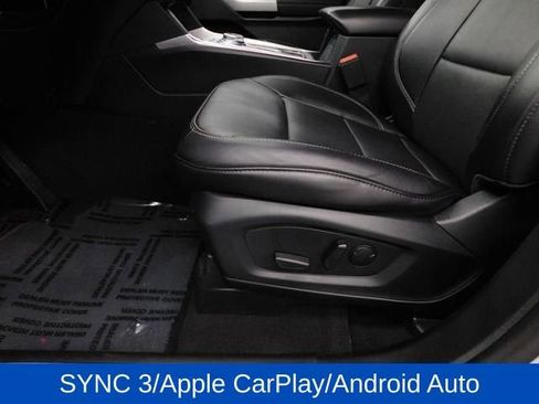 Used 2024 Ford Explorer Limited image 33