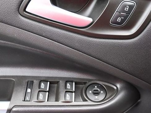 Used 2019 Ford Escape SEL FWD image 14