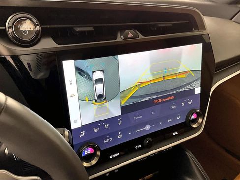 Used 2023 Lexus RZ 450e Premium image 25