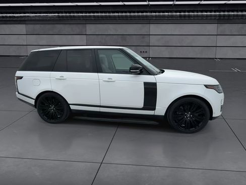 Used 2021 Land Rover Range Rover Westminster Edition image 9