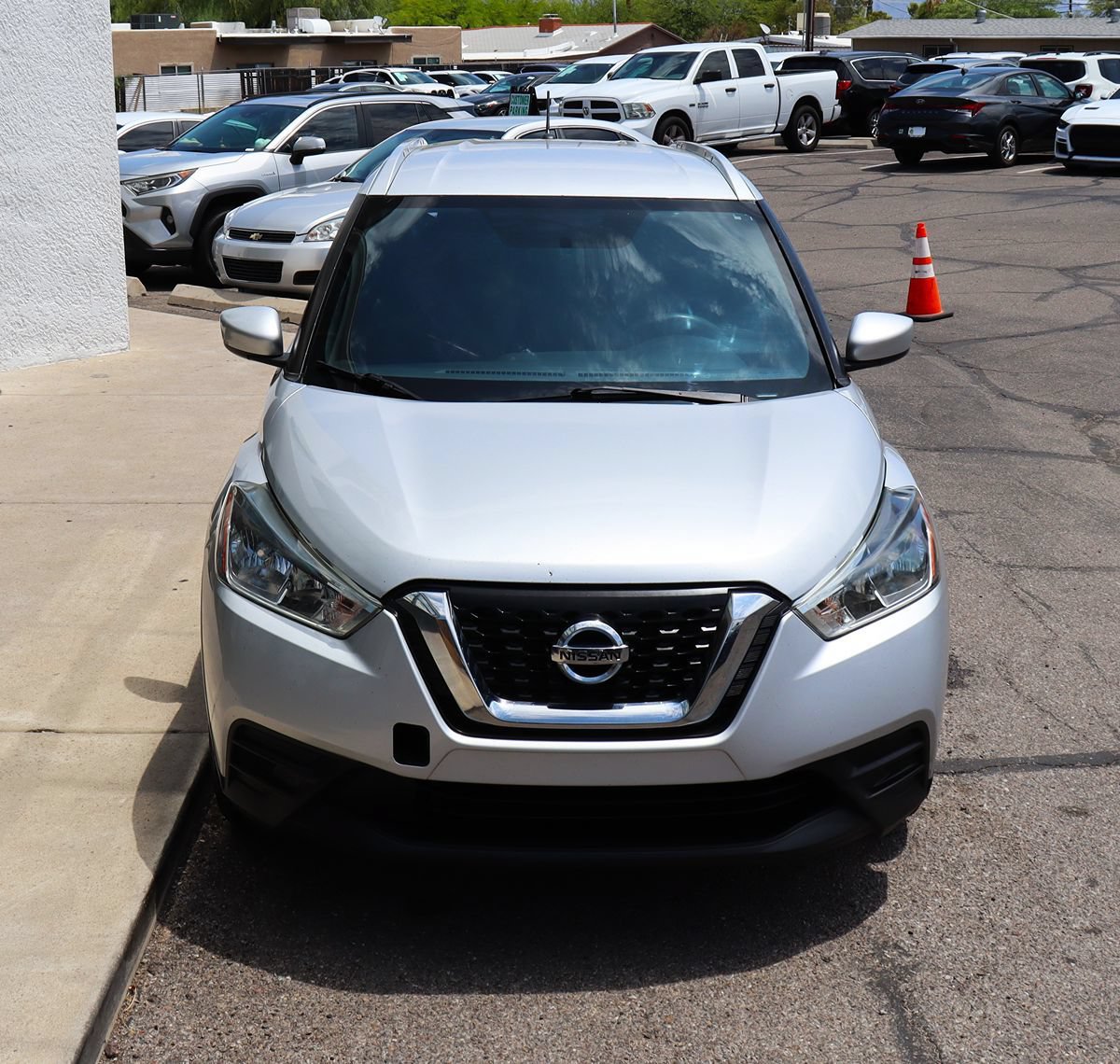Used 2018 Nissan Kicks SV FWD image 15