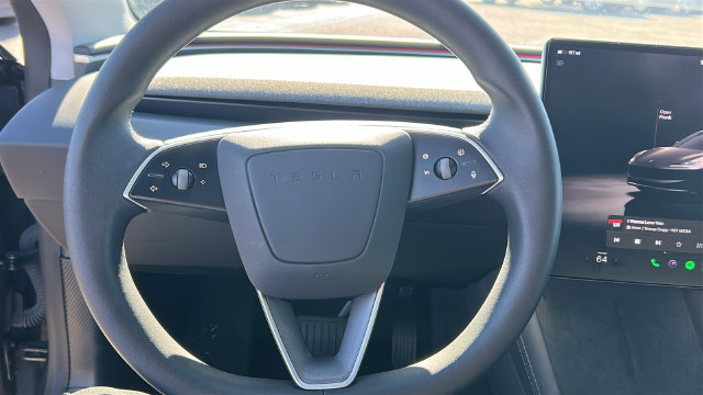 Used 2025 Tesla Model 3 Long Range RWD image 18