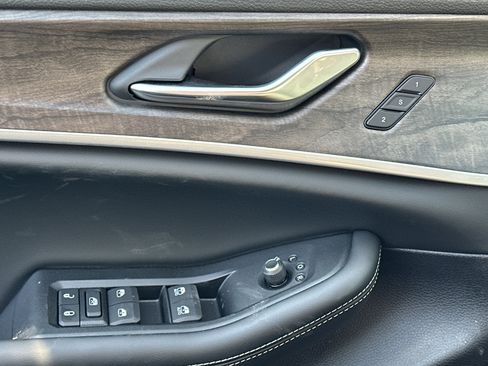 New 2026 Jeep Grand Cherokee L Limited image 12