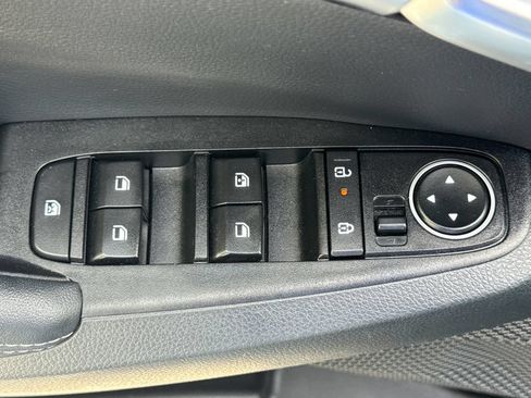 Used 2024 Kia Seltos EX AWD/4WD image 14