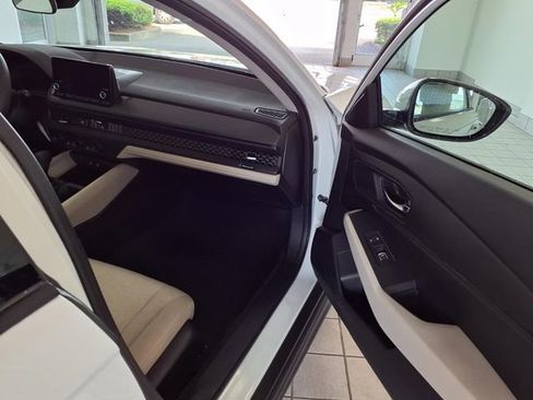Certified 2024 Honda Accord EX image 21