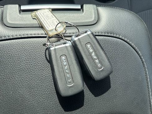 Used 2024 RAM 2500 Big Horn w/ Bed Utility Group image 15